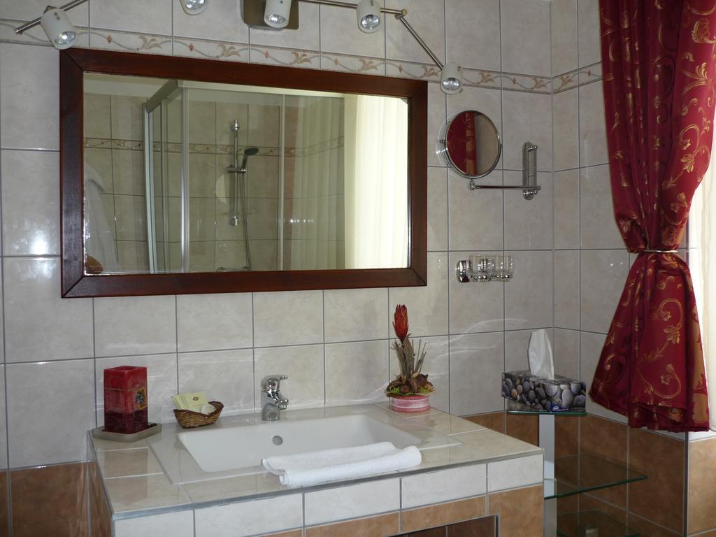 Oereg Malom Hotel Csepreg Oda fotoğraf